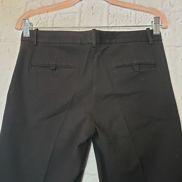 THEORY Palmer Bermuda Shorts Classic Style - Picture 3 of 7